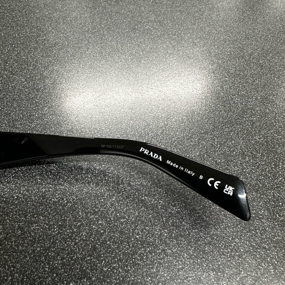 Prada PR 27ZS Sunglasses - Picture 3 of 9